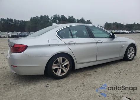 2012 BMW 528 Xi z USA, uszkodzony, nr VIN WBAXH5C52CDW07815